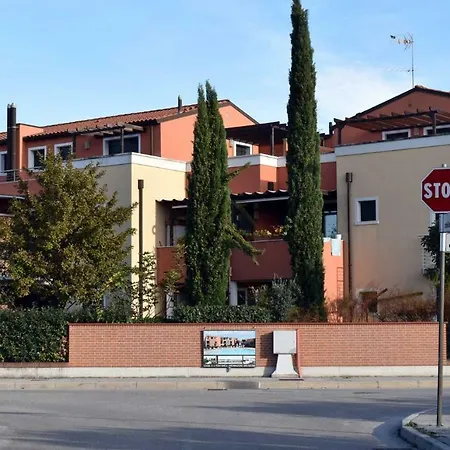 Parco Della Laguna Apartment *